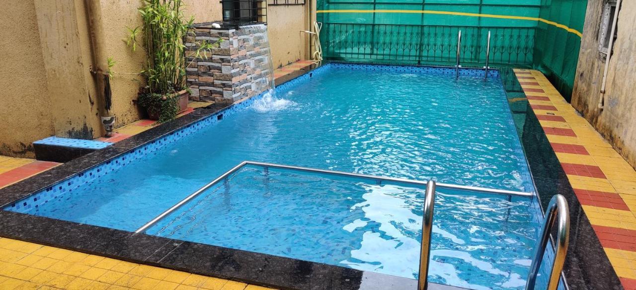 Maharaja Family Guest House Lonavala Ngoại thất bức ảnh
